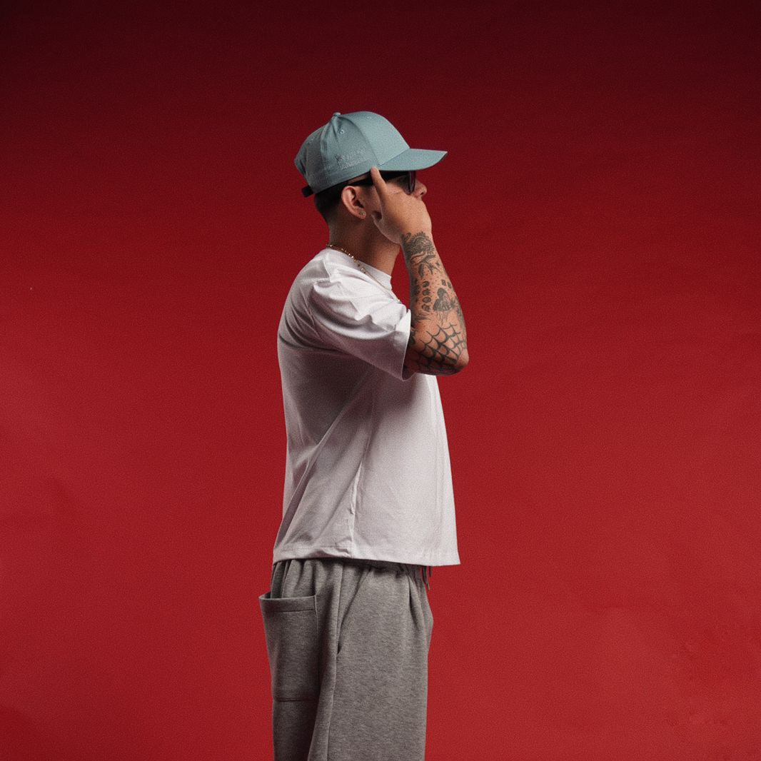 STARE BACK CAP (Gorra)
